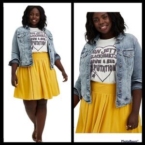 4X 26W Torrid Destructed Denim Jean Jacket Light Wash Trucker Distressed Boho